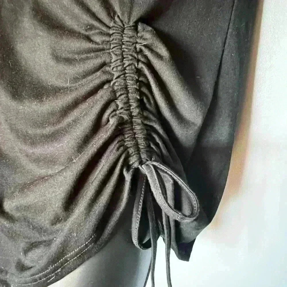 Emery Rose Sz L Peekaboo Shoulders 3/4 Tie Sleeves With Left Hip Tie - Picture 3 of 7